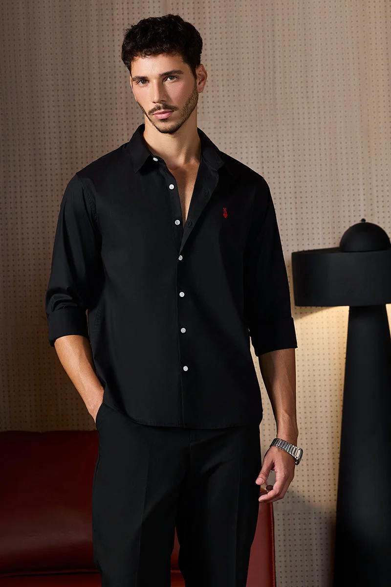 سنيتش قميص فاخر بتطريز قلب الملك